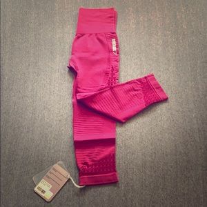 Gym Shark |  high waisted crop legging in beet
